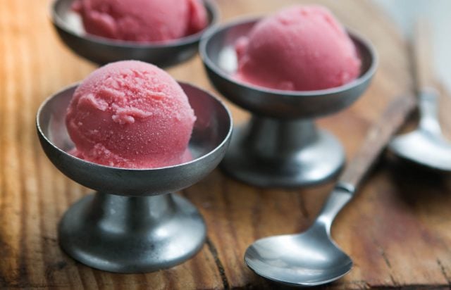 草莓冻酸奶配方