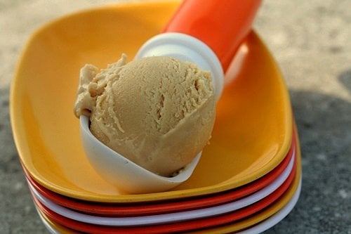 焦糖白巧克力冰淇淋