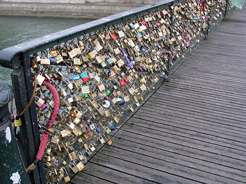 桥锁——艺术桥,巴黎