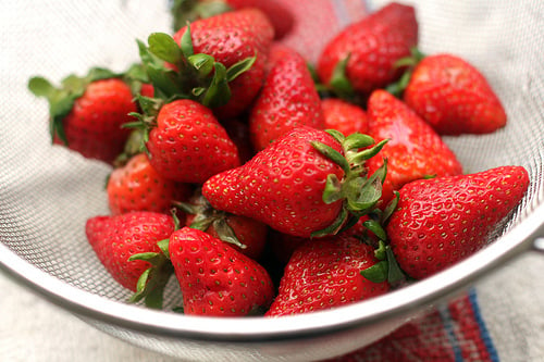 草莓的果盘